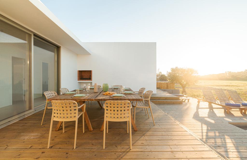 Co położyć na taras zamiast płytek